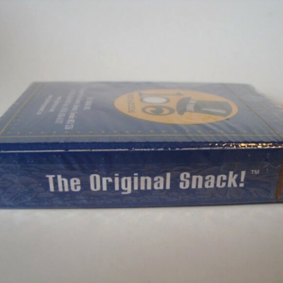 Planters Mr Peanut Playing Cards & Vintage Salt Shakers - Picture 3 of 13